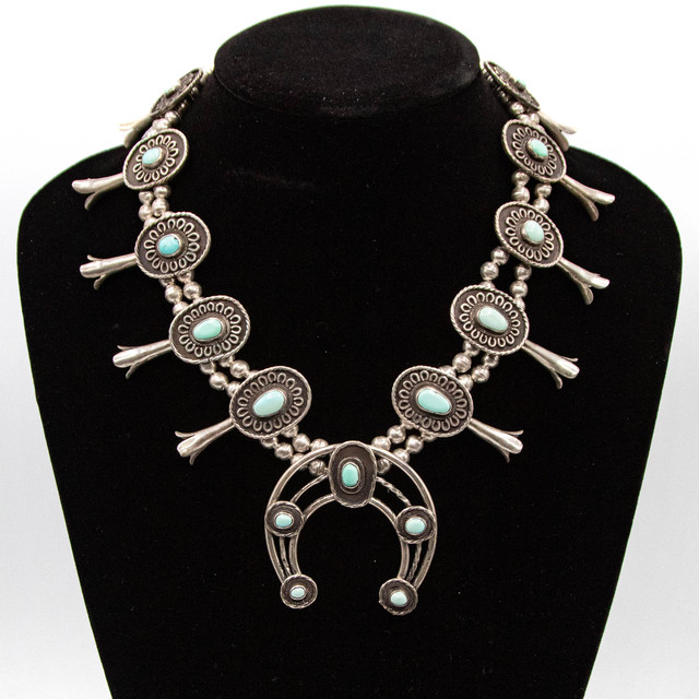 Vintage Vintage 1970's Squash Blossom