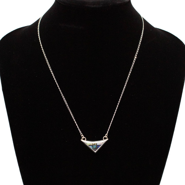 Semi-Precious Stone Opal Inlay Necklace
