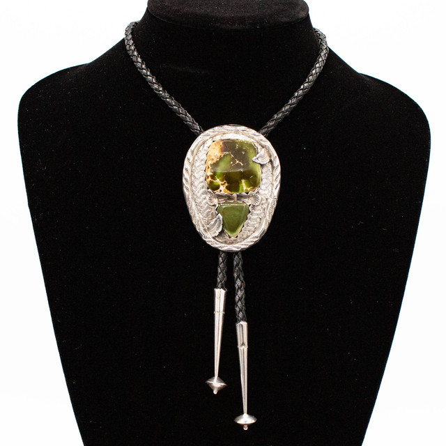 Vintage 1970's Royston Turquoise Bolo